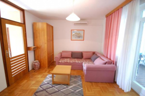 Mezlar Apartment by El-pi Tours